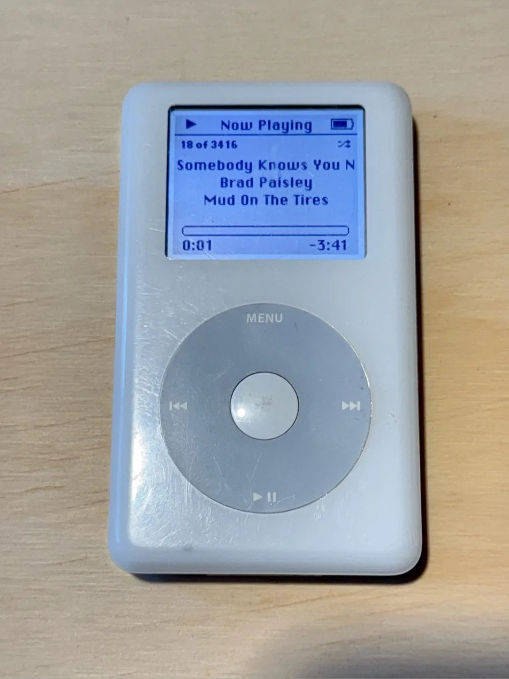 iPod 4thGen Model:MP102 20GB White Tested Good Battery w/3416Song-Charg Read Blw